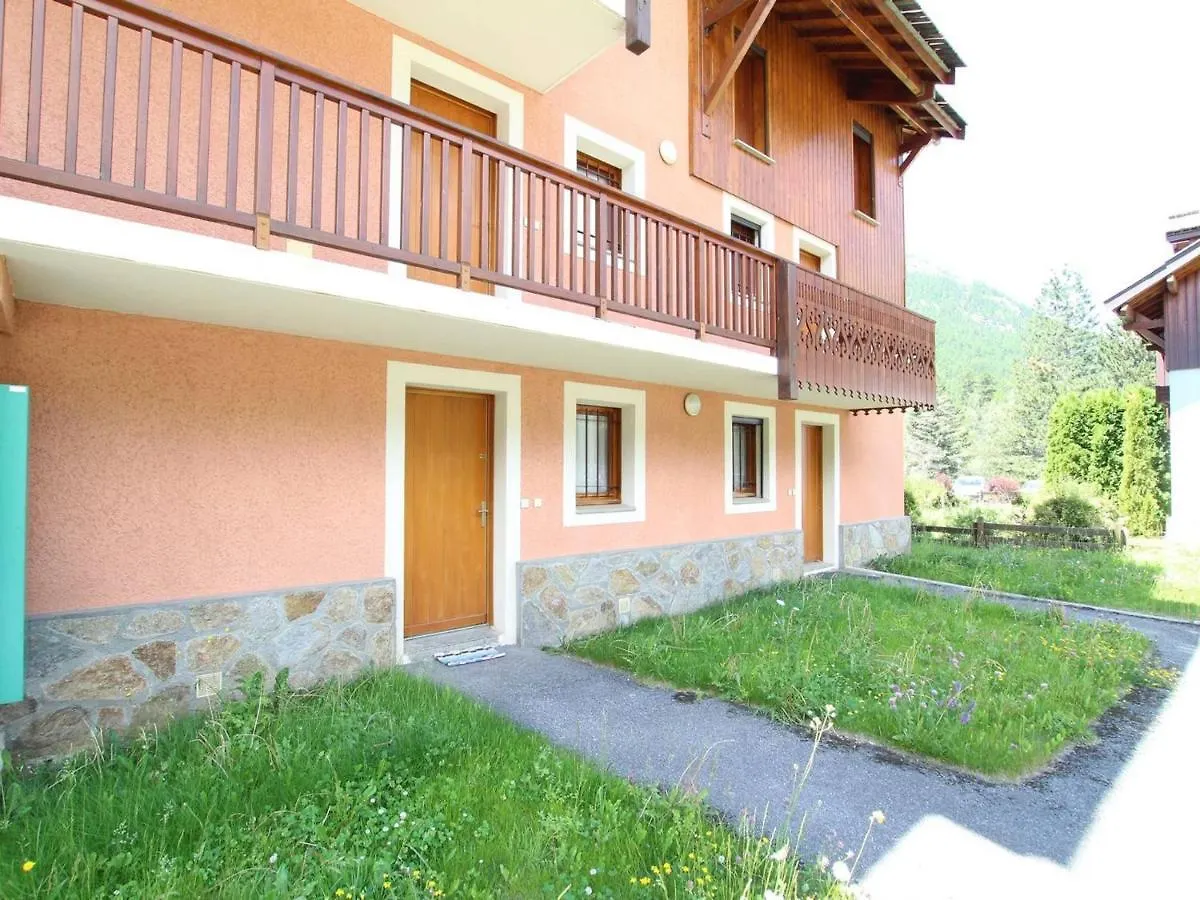 Charmant T2 Avec Terrasse Et Jardin, 6 Couchages, Proche Pistes - La Salle-Les-Alpes - Fr-1-330F-93 Serre Chevalier 0*,  France